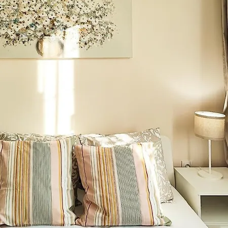 Filinhome Papa 1 ノヴィ・サド