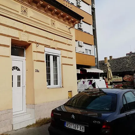 Filinhome Papa 1 * Novi Sad